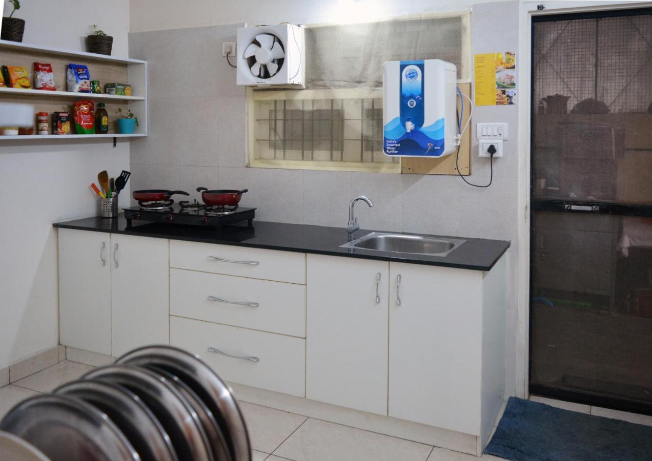The Hood Hostel Μπανγκαλόρ Εξωτερικό φωτογραφία